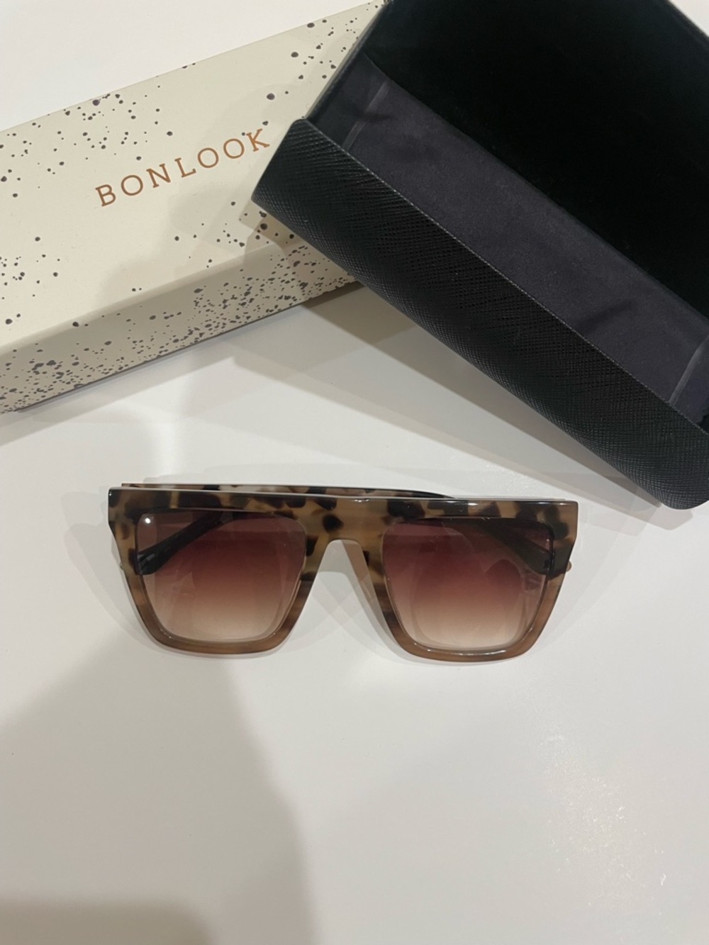 Women's Tortoiseshell Shield Sunglasses - Brown Gradient Lenses